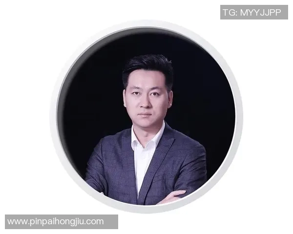 深圳排球队战术变革引发热议探索新打法与团队协作的未来之路